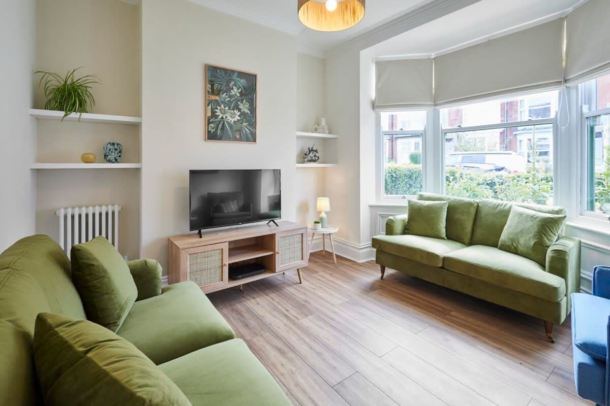 Sunbeam House virtual tour preview